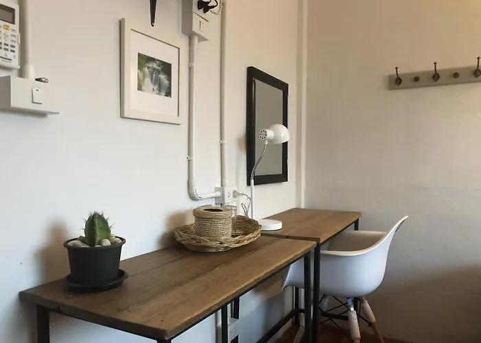 Bed and breakfast Pingplalee Female House