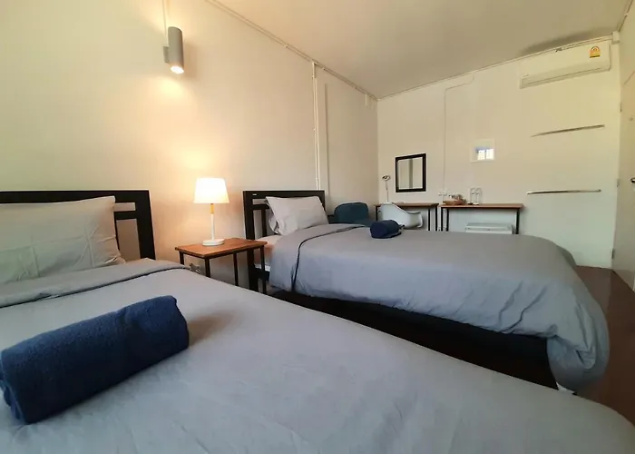 Bed and breakfast Pingplalee Female House *