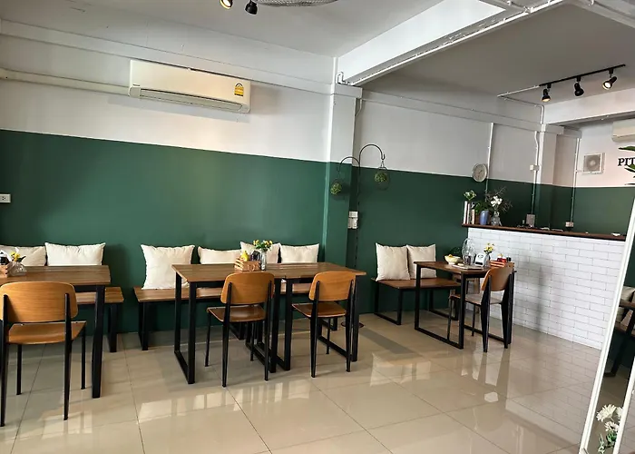 Pingplalee Female House * Bangkok